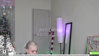 petitebrat 2023-12-09 1442 webcam video