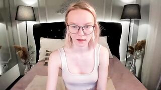 AprilsCandy webcam video 12112325 fine cam girl model