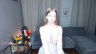 _magic_smile_ 2023-12-18 1918 webcam video