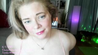 kara_next_door 2023-06-07 1600 webcam video