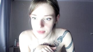 esther_estrie 2023-12-24 1118 webcam video