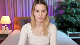 LinaFae webcam video 221220231633 impressive adult webcam model