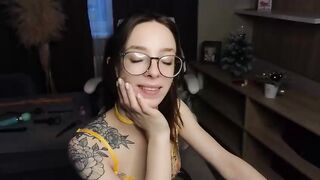 EmmaFlorens webcam video 221220231525 passionate live cam girl