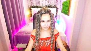 EmmaLennones webcam video 251223 this webcam girl is a blank canvas for you