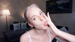 BeckyCroke webcam video 251220231722 inexperienced webcam girl looking for a guid to the world of erotic fantasies