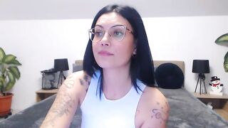 RosellineBlack 2023-12-28 1600 webcam video