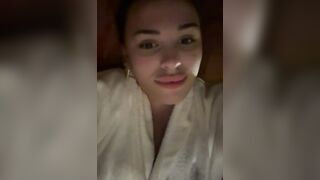 AlyahBlu 2023-12-29 1615 webcam video