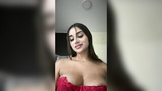 AliciaOcean 2023-12-31 0630 webcam video