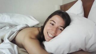 cidergal69 2023-06-12 1830 webcam video