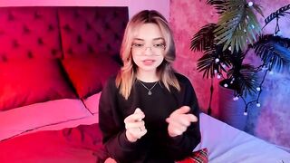 EmilySerovski webcam video 110124 Unique personality happy friendly and always willing to make everyone around horny