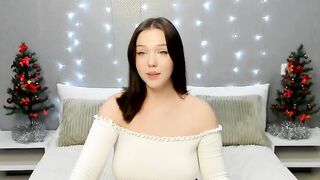 JuliaNovi webcam video 120124110120241946 marvelous cam girl model