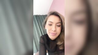 Lizzy webcam video 110124 8 glittering cam girl model