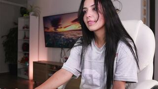 annie_dreams 2024-01-27 0300 webcam video