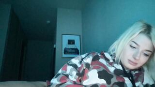 thtqunt 2024-01-28 2248 webcam video