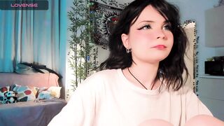 ronnie_neko 2024-01-29 1936 webcam video