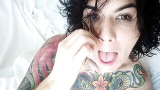 _frankie_rivers 2024-02-14 1906 webcam video