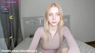 oh_honey_ 2024-02-17 1518 webcam video