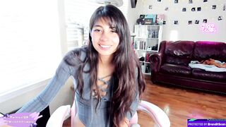 violetttflowers 2024-02-17 2248 webcam video