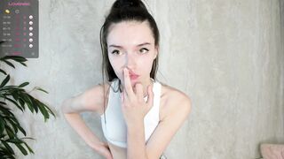 cutie_ghostie 2024-02-19 1918 webcam video