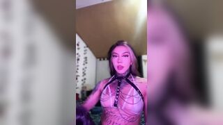 AlexHadid 2024-02-21 0215 webcam video