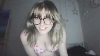 dumbdoll9 2024-02-21 0324 webcam video