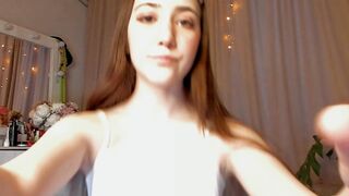 lovelydelmel 2024-02-24 0300 webcam video