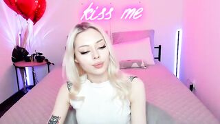 TaylorManson webcam video 2802241201 1 That webcam girl would make any guy happy