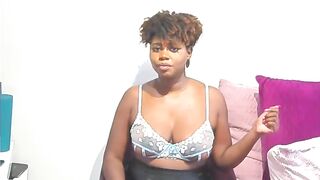 LuisaOwen webcam video 2802241201 statuesque cam girl model