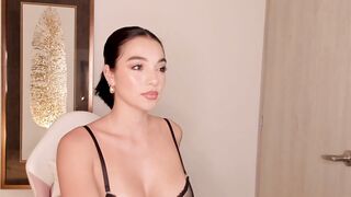 scarlett__baker 2024-03-13 2328 webcam video