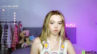 small_blondee 2023-06-27 1115 webcam video