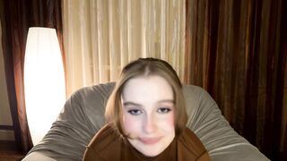 cute_siberian_girl 2024-03-17 1500 webcam video