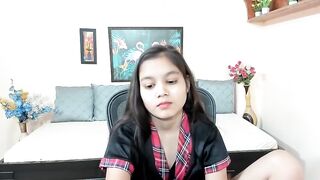 AdrianaReyez 2024-03-18 1120 webcam video