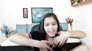 AdrianaReyez 2024-03-18 1120 webcam video