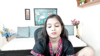 AdrianaReyez 2024-03-18 1120 webcam video