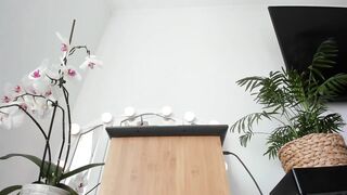 parisbaby01 2024-03-18 1140 webcam video