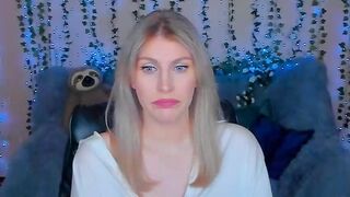 MonicaMassey webcam video 1803240701 glittering cam girl model