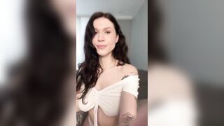 AmyMarshall webcam video 2203241909 7 symmetrical cam girl model