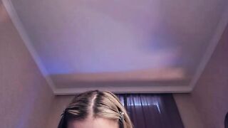 WiloneFunnell webcam video 2703242304 2 well-formed cam girl model