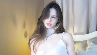 AveryFisher webcam video 2703242304 2 refined cam girl model