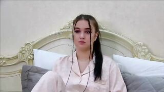 OliviaWeil 2024-03-29 1932 webcam video