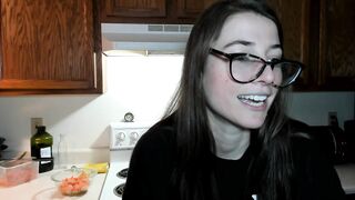 cidergal69 2024-03-29 2252 webcam video