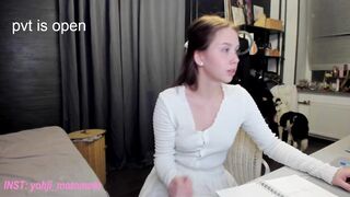 vivienne_westwoood 2024-04-01 1940 webcam video