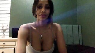 sophieinthecity 2024-04-03 0736 webcam video