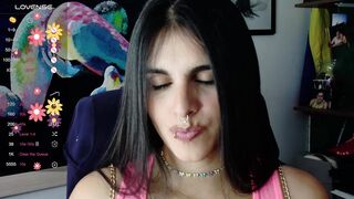 alma_sweet 2024-04-14 1936 webcam video