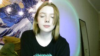 lillygoodgirl 2023-07-03 2340 webcam video