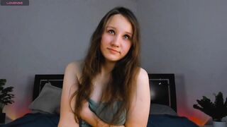 gwendolynbufkin 2024-04-15 2340 webcam video