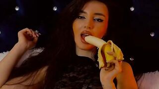 AlmaRhea webcam video 1404241937 superb live performing cam girl