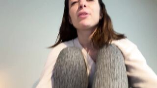 rosykindred 2024-04-17 1912 webcam video