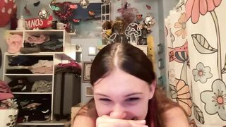 fairygirlcait 2024-04-18 0712 webcam video