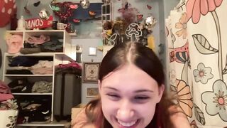 fairygirlcait 2024-04-18 0712 webcam video